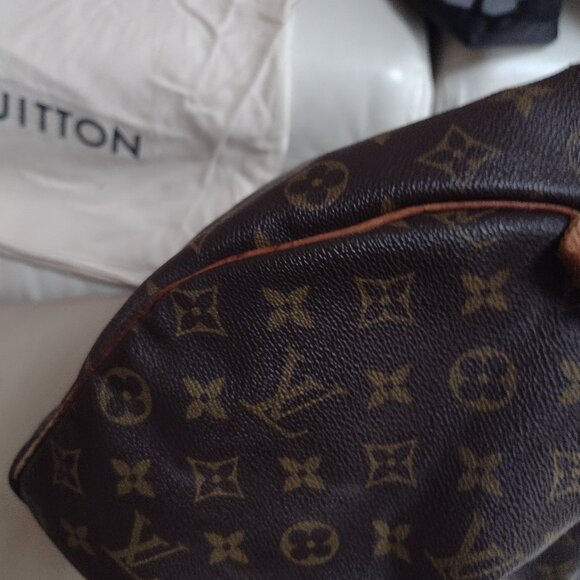 🤎🧡 Authentic Louis Vuitton Speedy 35 in monogram 🧡🤎 - Picture 9 of 17